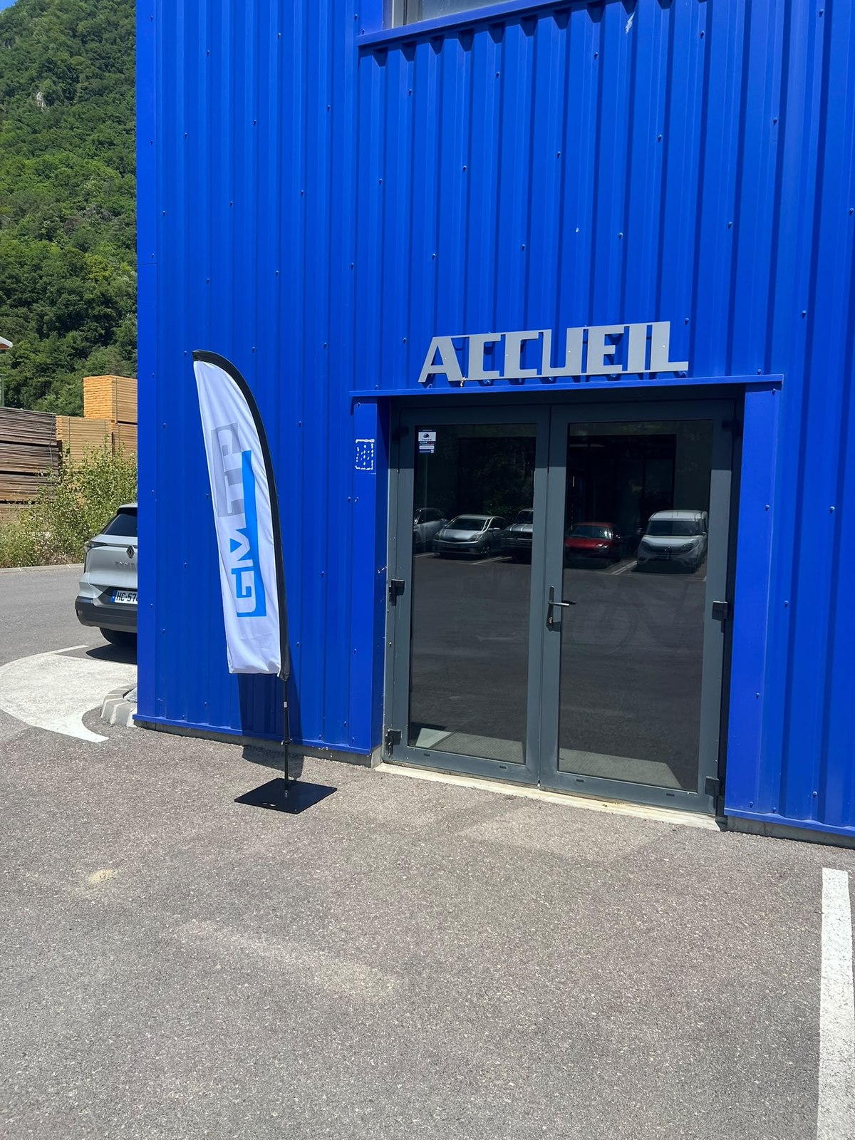 Oriflamme personnalisée pour une entreprise
